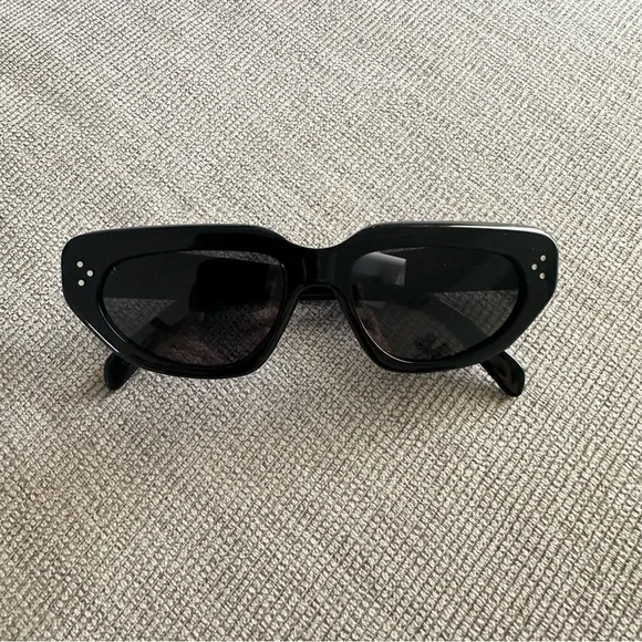 CELINE
CL40273U Bold 3 Dots cat-eye acetate sunglasses CELINE Bold 3 Dots CL40273U Cat Eye Sunglasses | Fashion  main image 3